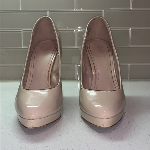Elle. Nude Pumps. Size 7.5. - Picture 2 of 5